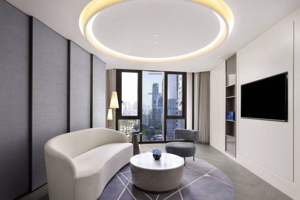 1-bedroom-signature-suite